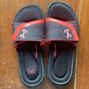 Women’s Under Armour Slides Size 7